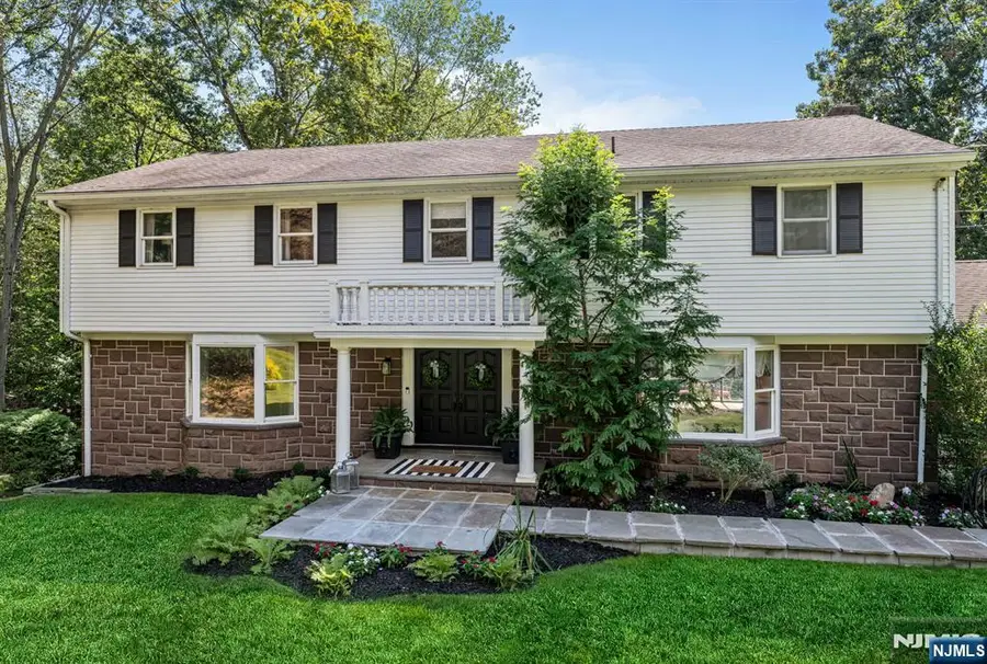 910 Huron Road, Franklin Lakes, NJ 07417 - Image #3