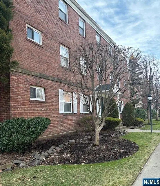 241 Johnson Avenue N2, Hackensack, NJ 07601 - Image #2