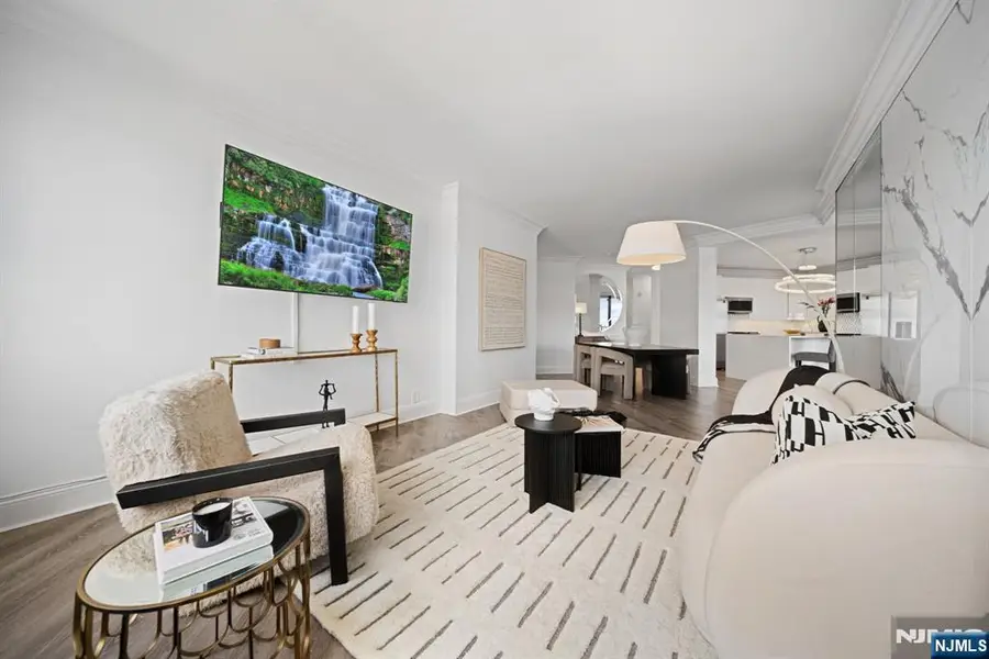 7002 Boulevard East PH 43A, Guttenberg, NJ 07093 - Image #3