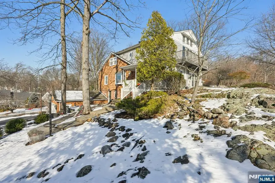 14 Manor Road, North Haledon, NJ 07508 - Image #2