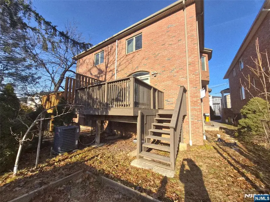 48 Henry Avenue 1, Palisades Park, NJ 07650 - Image #3