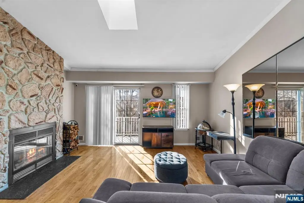 753 Summer 3D, Newark, NJ 07104 - Image #1