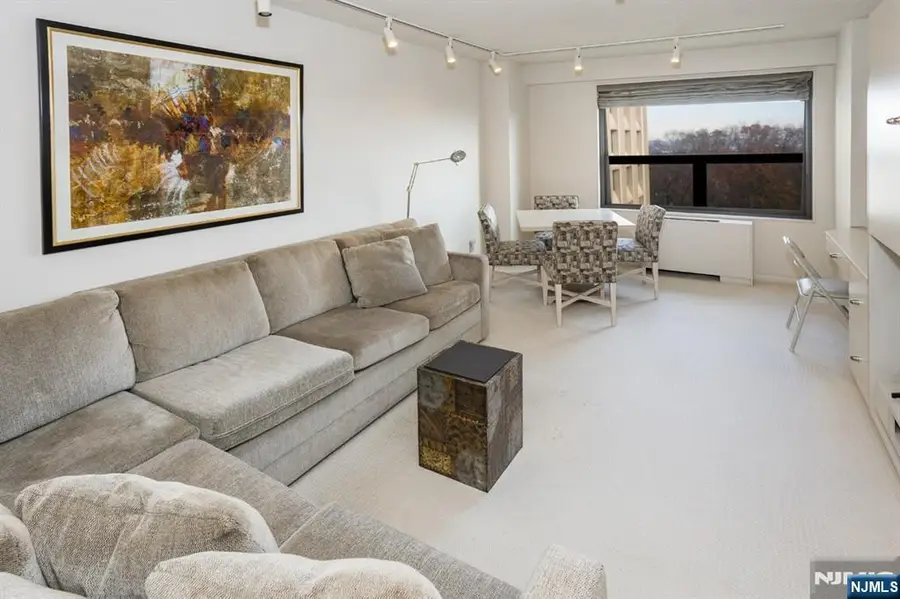 2 Claridge Drive 7NE, Verona, NJ 07044 - Image #2