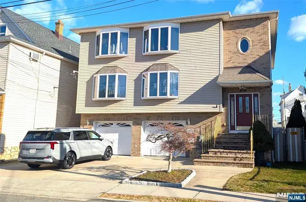 239 Wallington Avenue, Wallington, NJ 07057