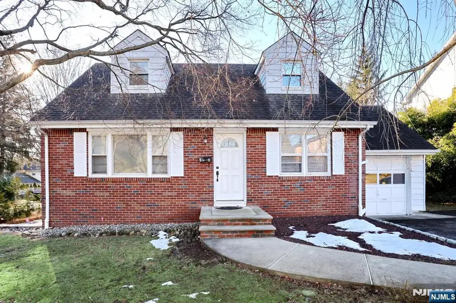 31 Madison Avenue, Demarest, NJ 07627 - Image #2