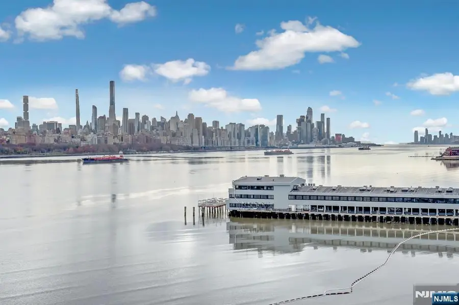 3118 City Place, Edgewater, NJ 07020 - Image #3