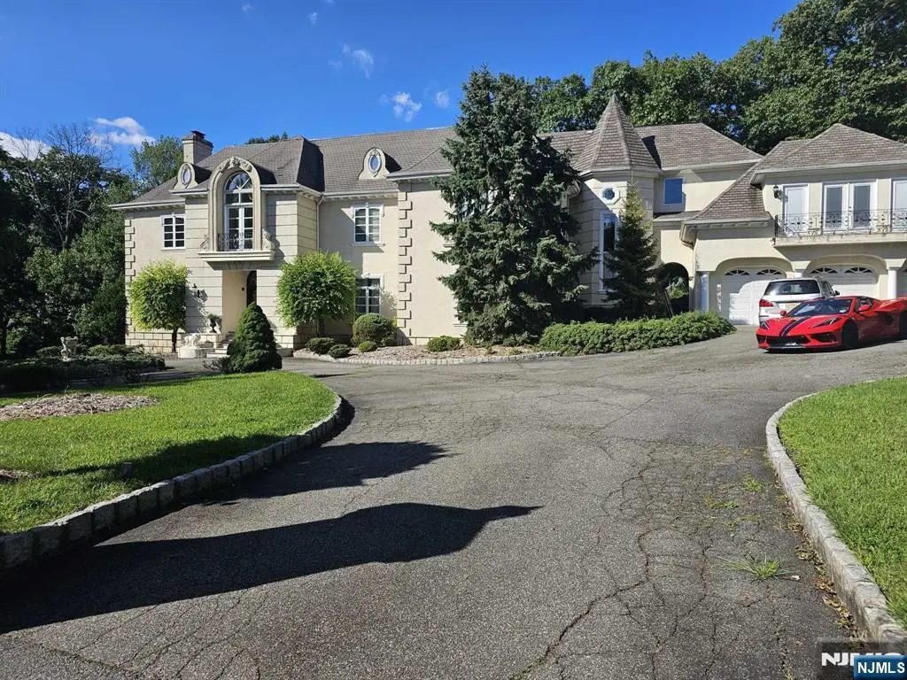 28 Buckingham Drive, Alpine, NJ 07620 - Image #1