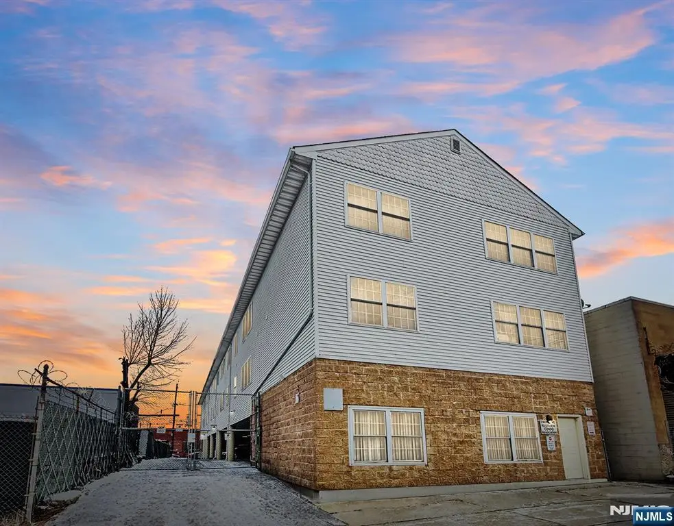 9 Madison Avenue 18, Paterson, NJ 07524 - Image #1