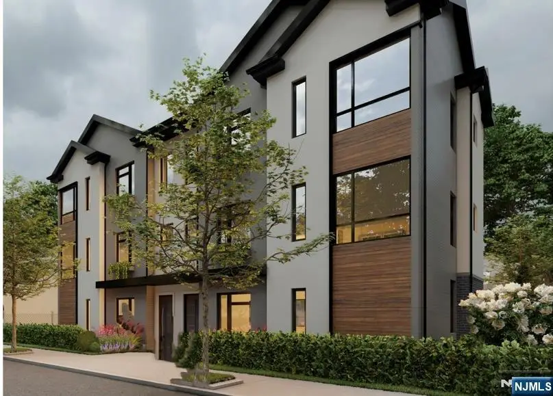 233 Runyon Street, Newark, NJ 07108 - Image #2