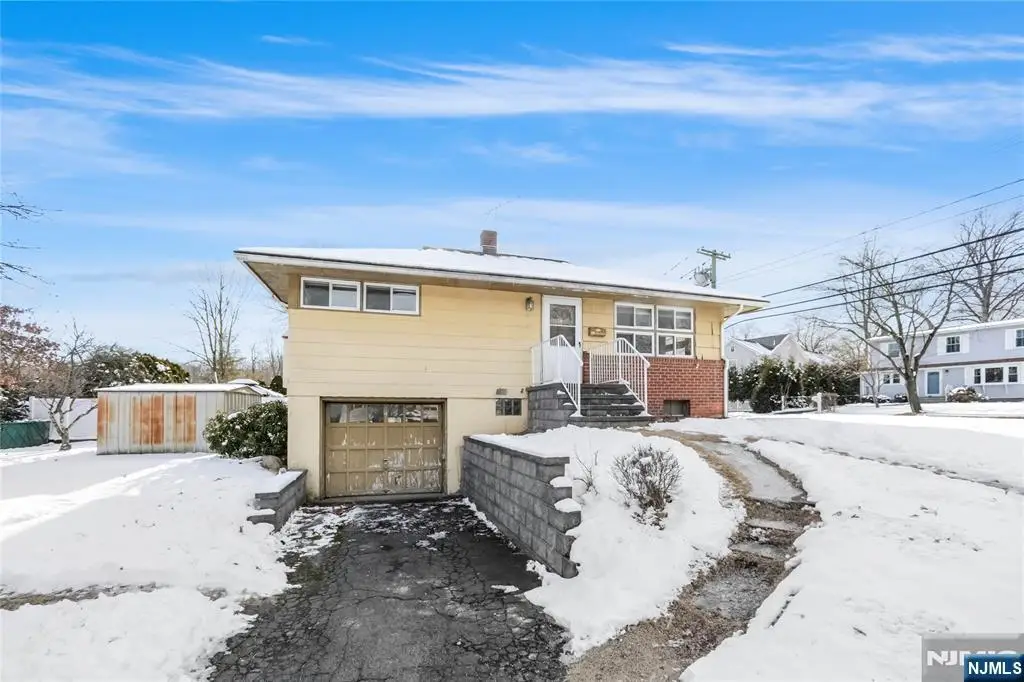 14 Lakeview Drive, Emerson, NJ 07630 - #1