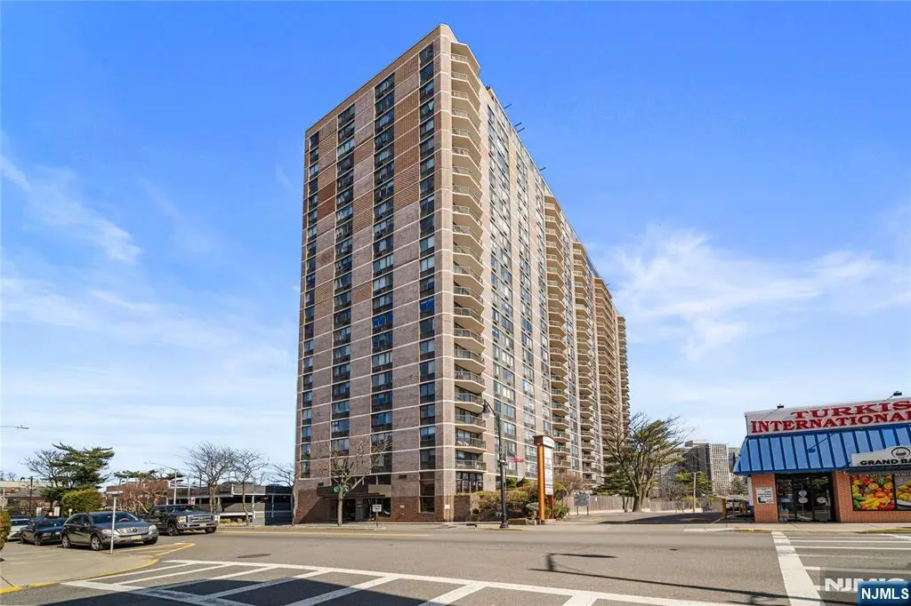 770 Anderson Avenue 14Q, Cliffside Park, NJ 07010 - #1