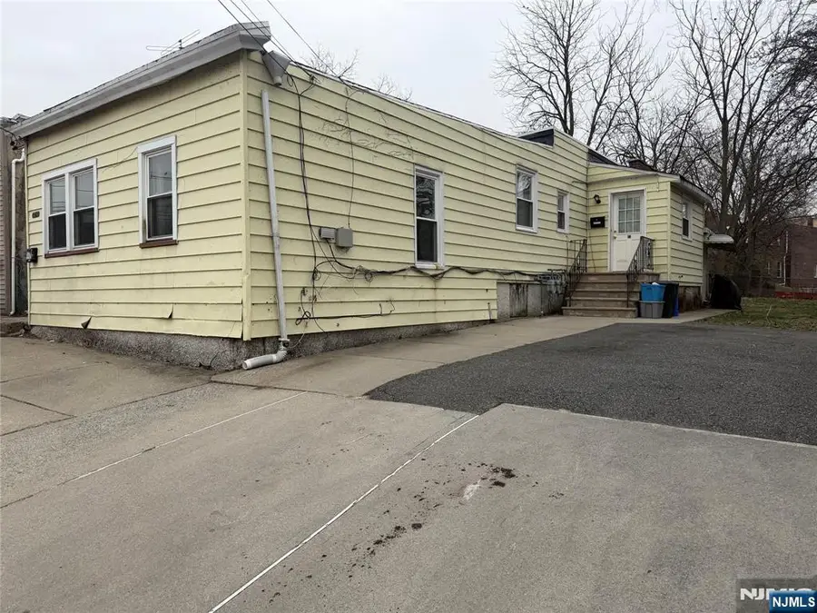 92 Naples Place, Garfield, NJ 07026 - #2