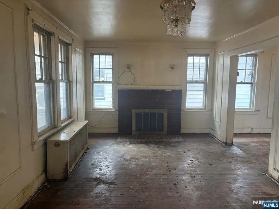 11 Grand Avenue, East Orange, NJ 07018 - Image #3