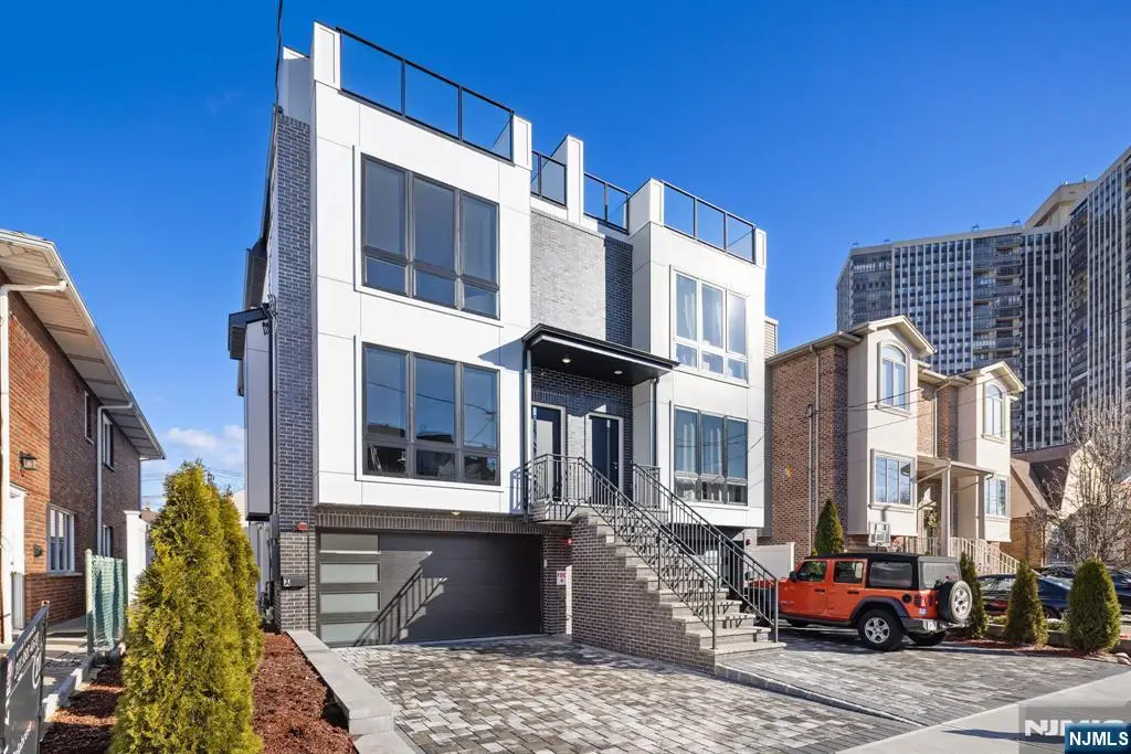 227 Wayne Avenue 227A, Cliffside Park, NJ 07010 - Image #1