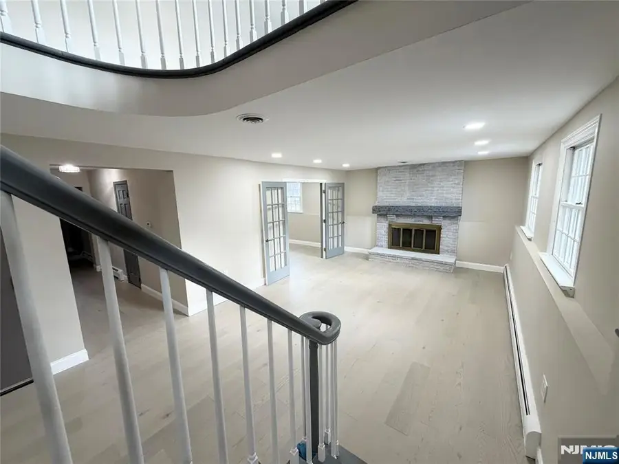 850 Ridgewood Avenue, Oradell, NJ 07649 - Image #2