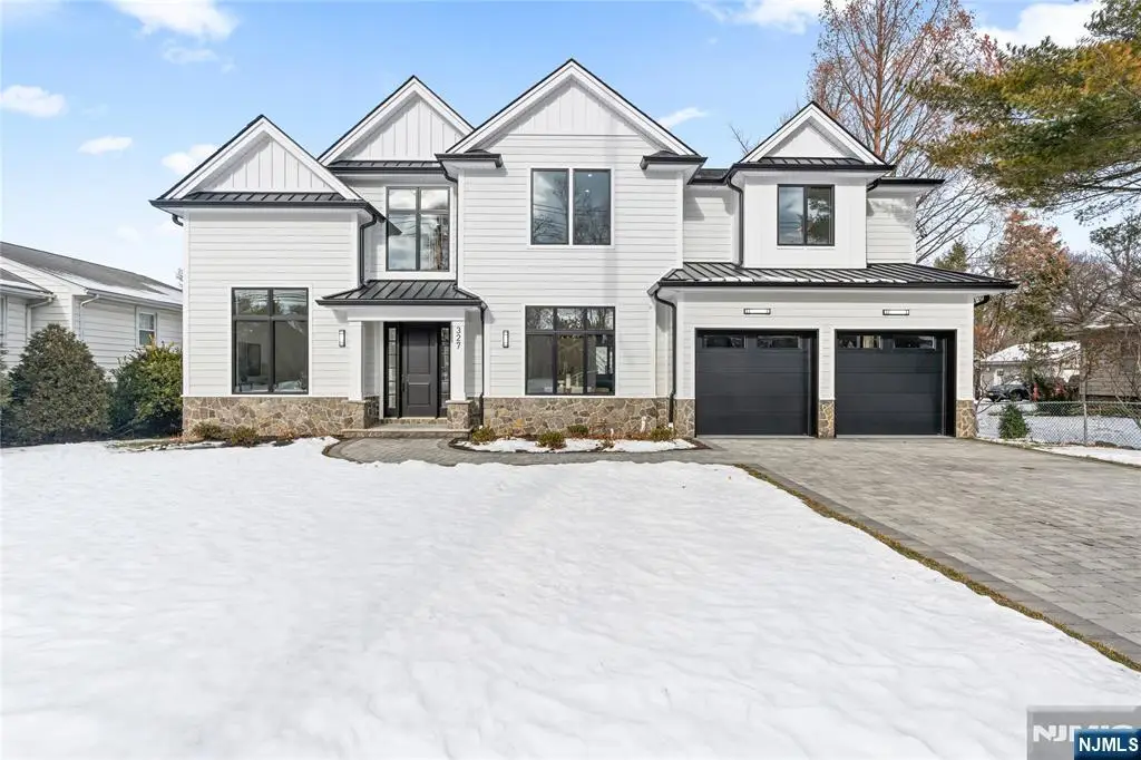 327 Harristown Road, Glen Rock, NJ 07452 - Image #1