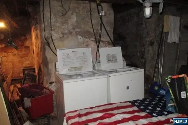 197 Fairmount Avenue, Newark, NJ 07103