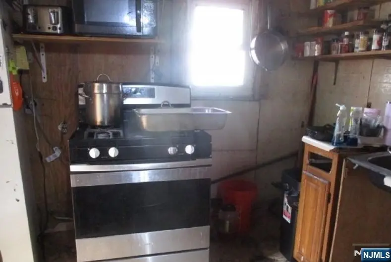 197 Fairmount Avenue, Newark, NJ 07103 - #3