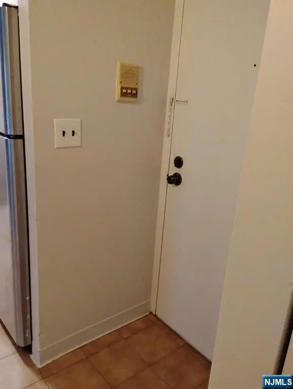 110-114 Sussex 2F, Hackensack, NJ 07601 - Image #2