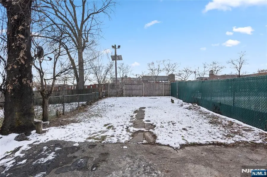 322 New Street, Newark, NJ 07103 - #3