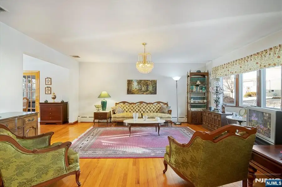 93 Woodrow Avenue, Woodland Park, NJ 07424 - Image #2