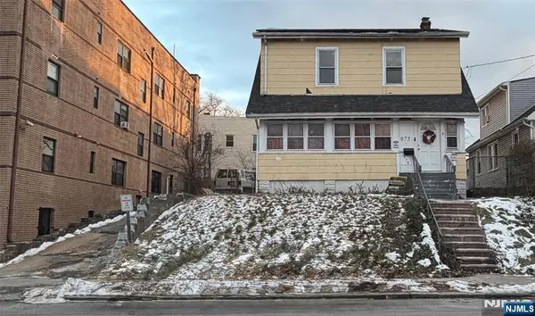 973-975 18th Avenue, Newark, NJ 07106