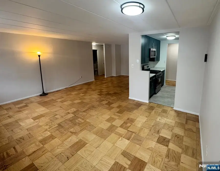 25 Jefferson Street 3D, Hackensack, NJ 07601 - Image #2