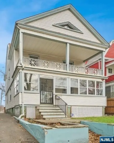 34 Hilton Street, East Orange, NJ 07017