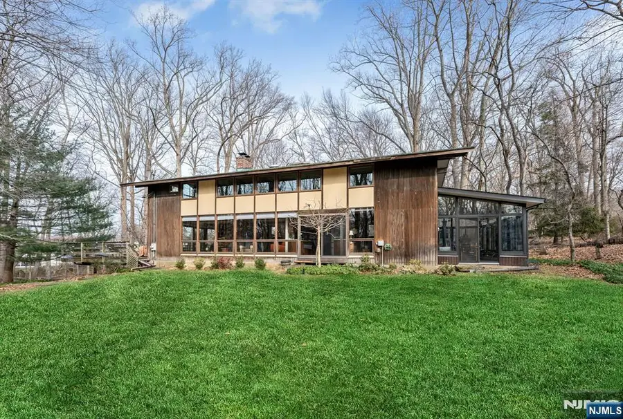 155 Hickory Lane, Closter, NJ 07624 - Image #2