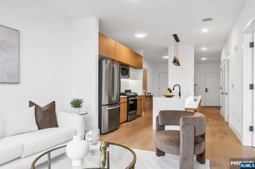 649 38th Street 507, Union City, NJ 07087 - #1