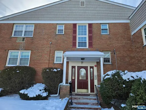 605 F8 Grove Street F8, Clifton, NJ 07013