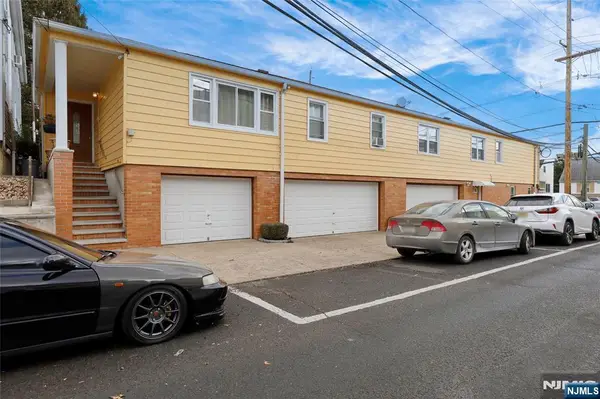 391 Avenue, Bayonne, NJ 07002