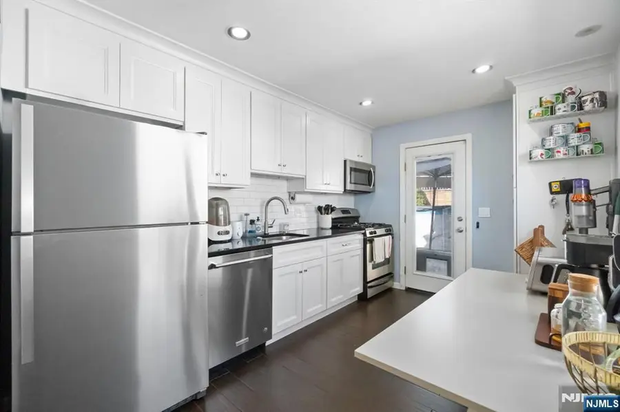 340 Marsan Drive, Carlstadt, NJ 07072 - Image #3