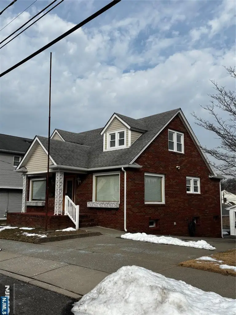 52 Hobart Place, Totowa, NJ 07512 - Image #2