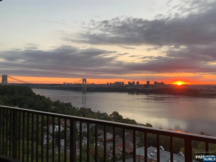 3 Horizon Road #1004, Fort Lee, NJ 07024 - Image #3