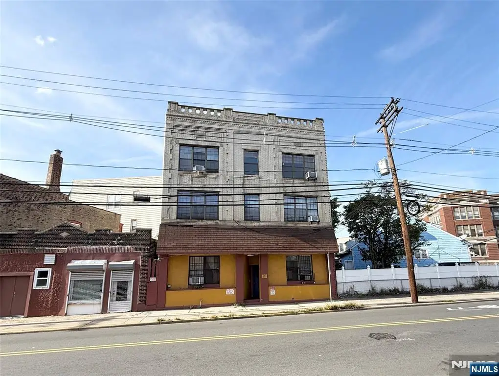 171 Old Bergen Road 1R, Jersey City, NJ 07305 - #1