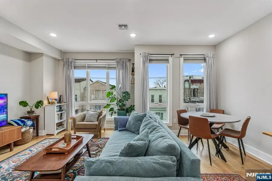 598 Bramhall Avenue 2, Jersey City, NJ 07304 - #3