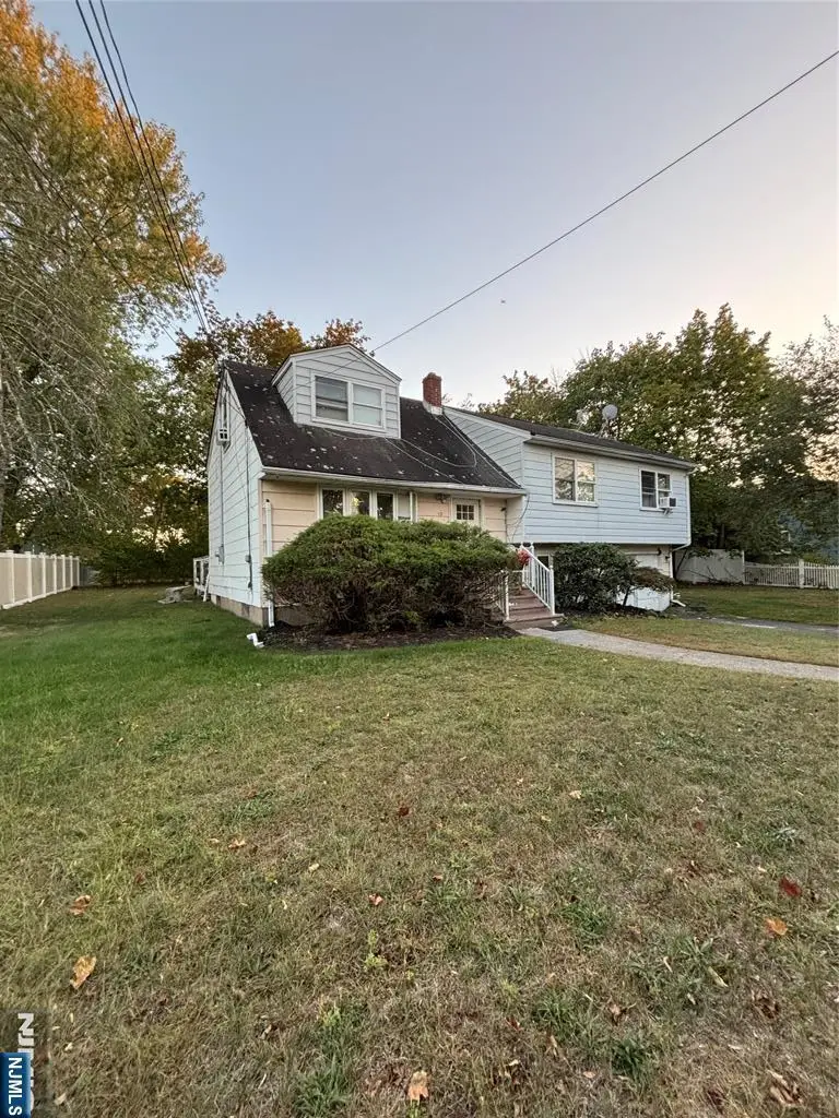 15 Slingerland Avenue, Pequannock Township, NJ 07440 - Image #2