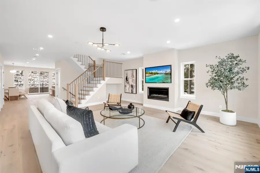 188 Broadway 6, Woodcliff Lake, NJ 07677 - Image #2