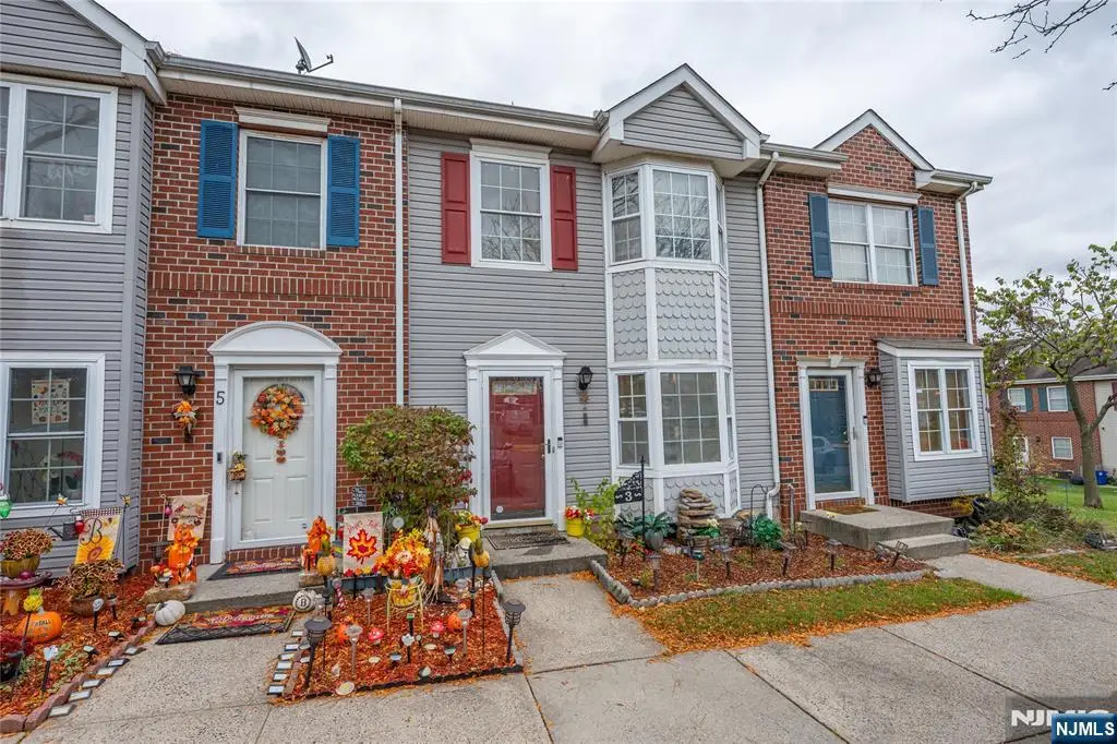 3 Martha Court, Newark, NJ 07103 - Image #1