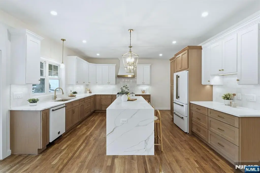 77 Young Avenue, Cedar Grove, NJ 07009 - Image #1