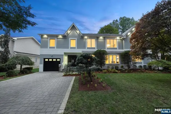 827 Alden Road, Paramus, NJ 07652