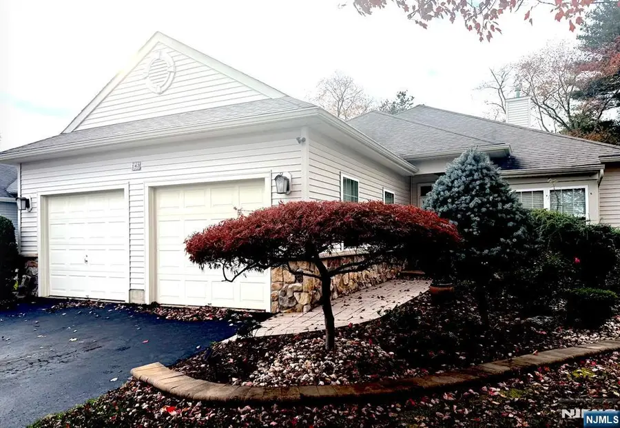 143 Valencia Drive, Monroe, NJ 08831 - Image #2