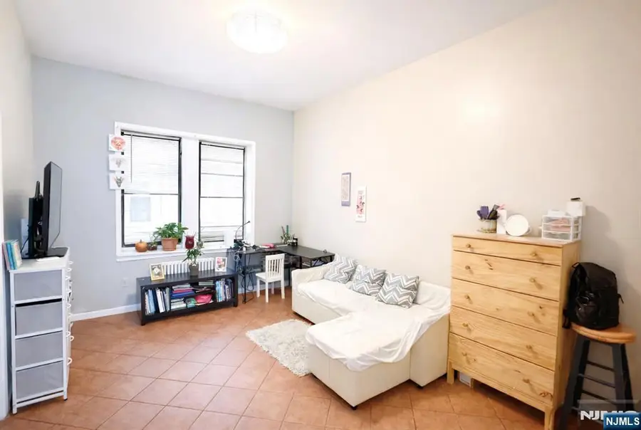6314 Park Avenue 4, West New York, NJ 07093 - #2