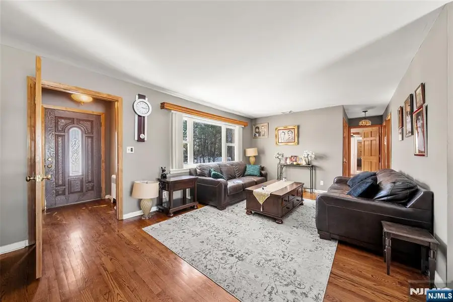 219 Farview Avenue, Paramus, NJ 07652 - #3