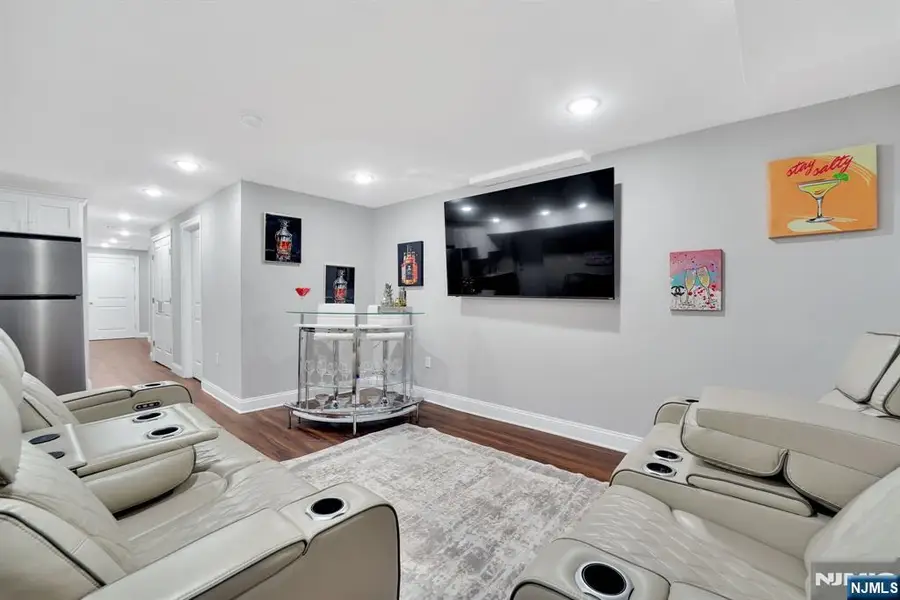 225 9th Street, Newark, NJ 07103 - Image #3