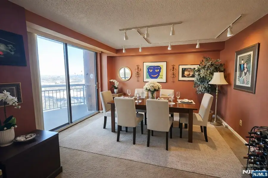 1527 Harmon Cove Tower, Secaucus, NJ 07094 - Image #2