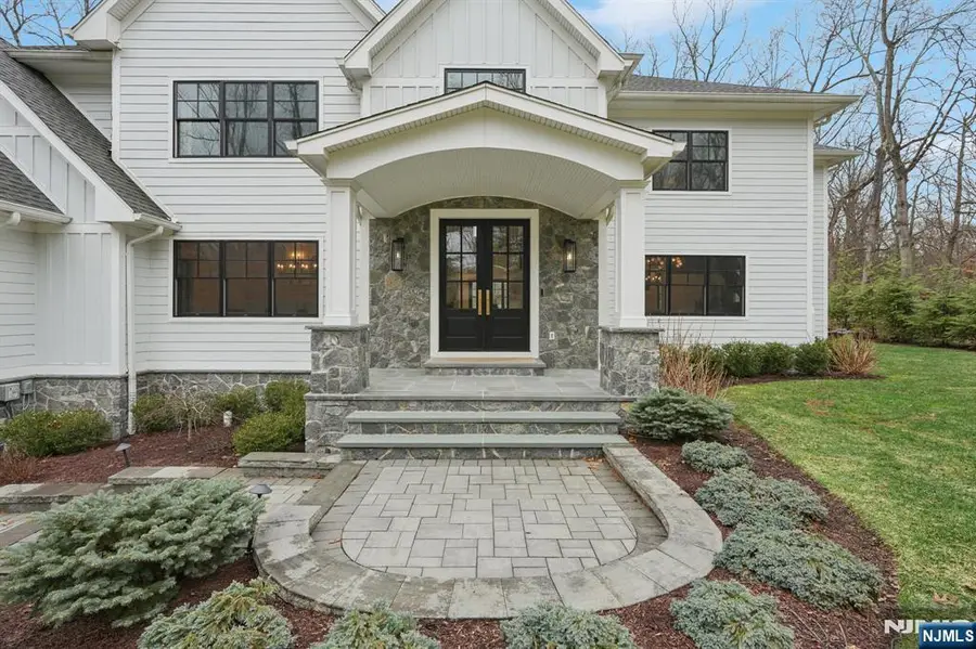 868 Pueblo Drive, Franklin Lakes, NJ 07417 - #3