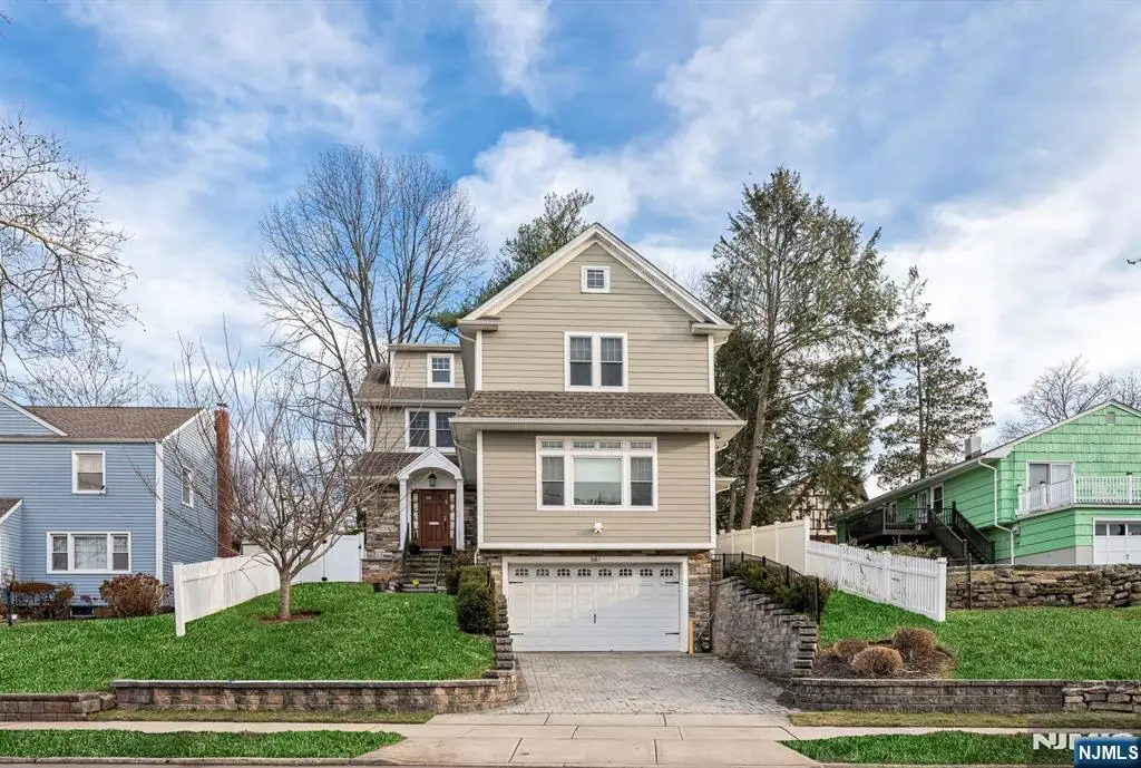 681 Palisade Avenue, Teaneck, NJ 07666 - Image #1