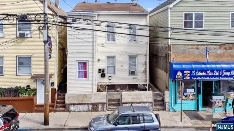 288 Totowa Avenue, Paterson, NJ 07502 - Image #1